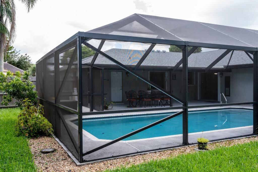 Palm Paradise Luxury Stay/Pool Wellington Exteriör bild